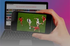 Aplikasi Nonton Bola Live Gratis Mod Apk Ilegal di Android