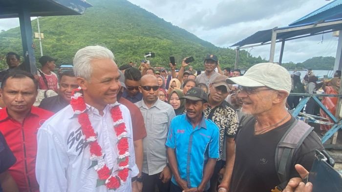 Peneliti Asal Belanda Kagum dengan Sejarah Banda Neira, Begini Kata Ganjar Pranowo